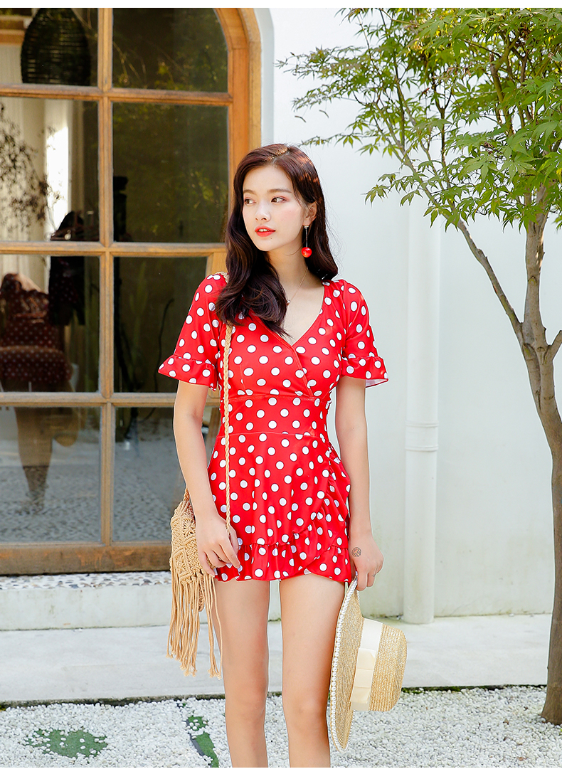 Áo tắm nữ kiểu Xiêm che bụng mỏng bảo thủ ngực nhỏ tập hợp học sinh sóng đỏ điểm nóng mùa xuân nhỏ áo tắm tươi - Bộ đồ bơi One Piece áo tắm liền thân