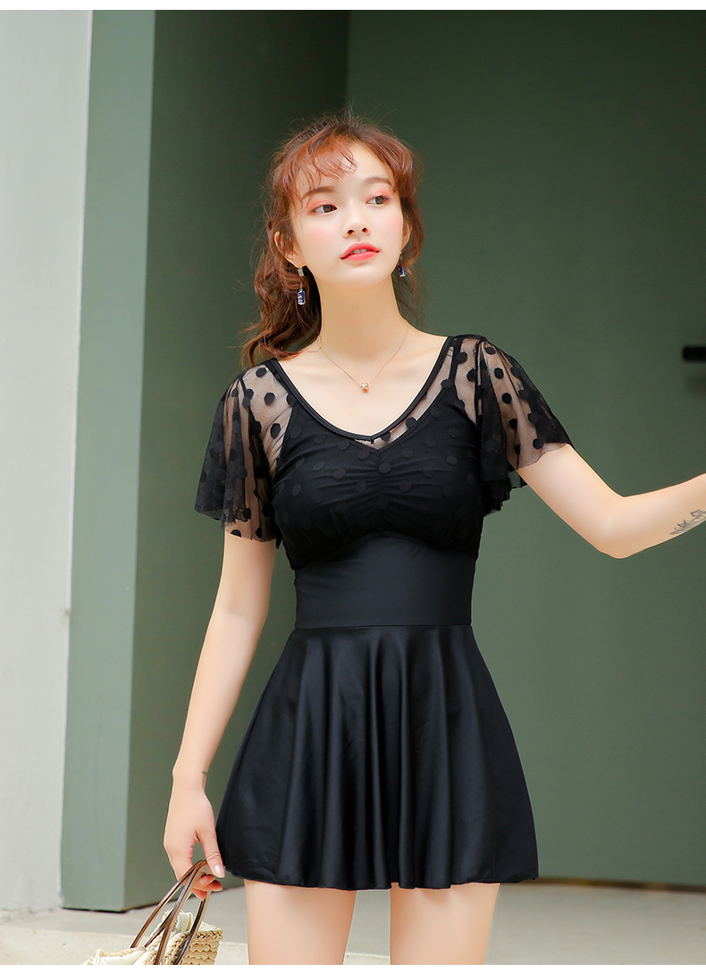 Áo tắm nữ bảo thủ che bụng giảm béo một mảnh váy đen có tay áo phẳng góc học sinh Hàn Quốc phù hợp với áo tắm suối nước nóng - Bộ đồ bơi One Piece đồ bơi nữ liền thân dài tay quần dài