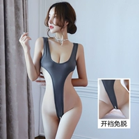 Серый жилет