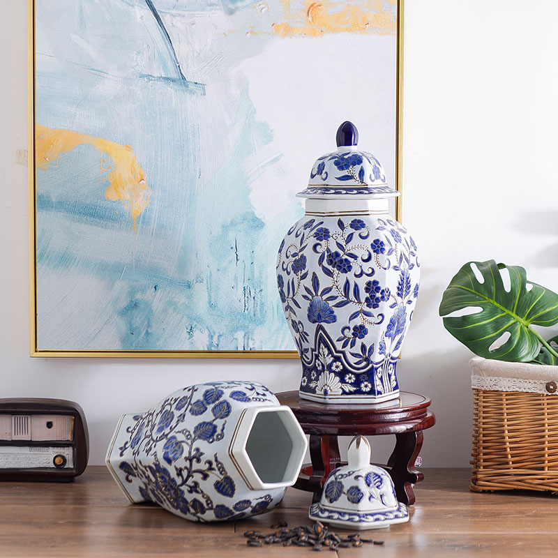 Hexagon dry flower vase of blue and white porcelain jingdezhen porcelain Chinese TV ark, decoration home decoration handicraft furnishing articles