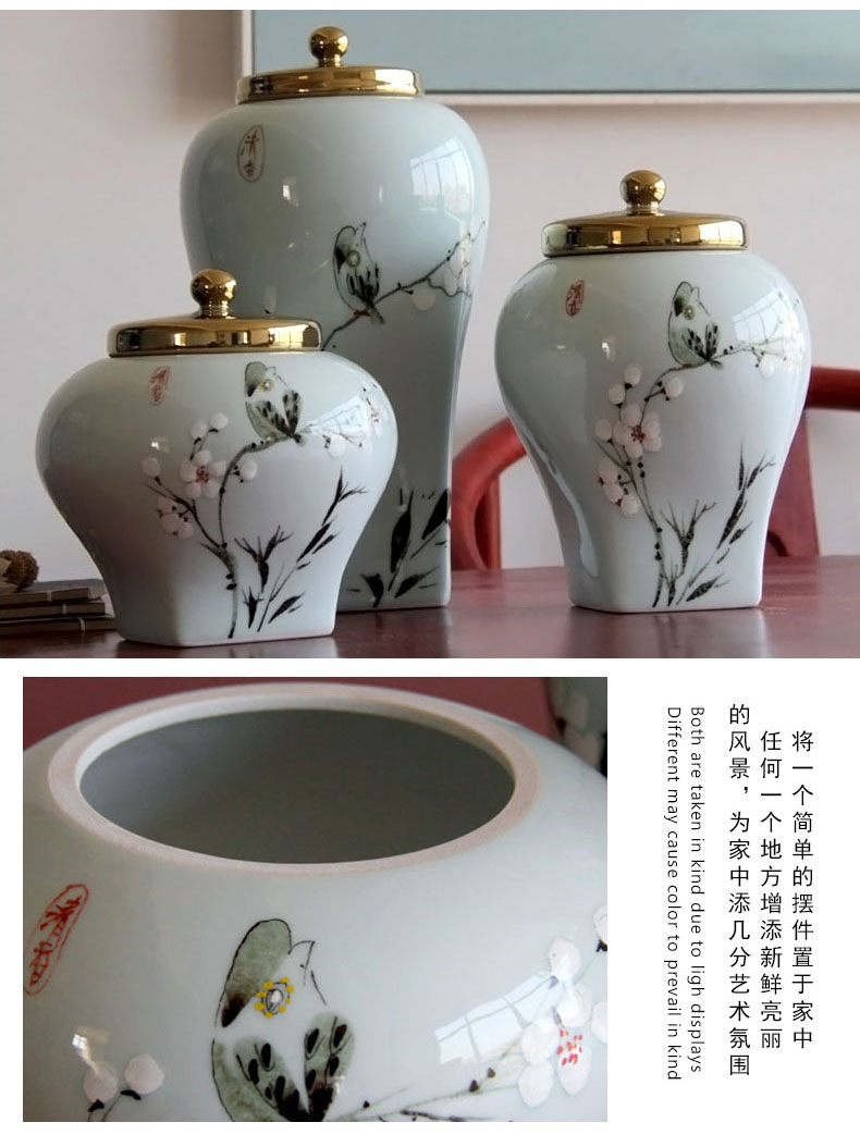 Jingdezhen ceramic household hand - made painting of flowers and dried flowers, vase gold - plated cover China sitting room adornment flowers