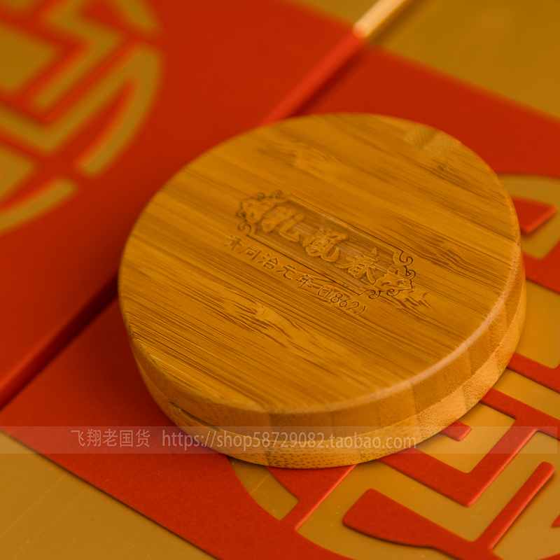 Kong Fengchun Goose Egg Powder Control Oil Dry and Wet Powder Cake Skin Whitening Kem che khuyết điểm Set Makeup Repair Powder Trung Quốc Chính hãng - Bột nén phấn phủ guerlain