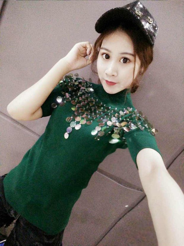 Mùa thu đông 2017 áo len mới của phụ nữ phiên bản ngắn tay Hàn Quốc của chiếc áo sơ mi tự cao nửa cổ áo màu xanh lá cây áo sơ mi sequin áo len nữ form rộng