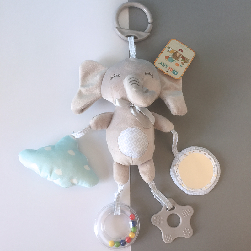 Baby cart wind chime hanging toy bed skin-friendly companion pendant rattle puzzle gear fixing device to appease doll