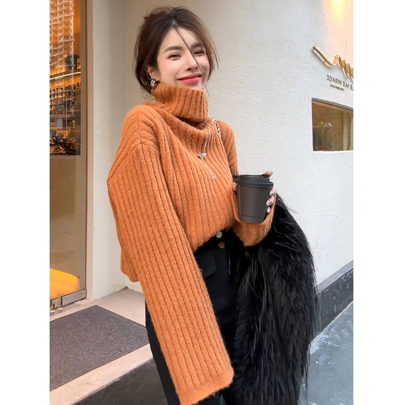 Lazy Style Loose Short Thick Knitted Sweater for Women, New Winter High-End Design Turtleneck Long-Sleeve Top