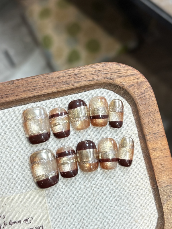 【Honey Jar】Khaki Autumn and Winter Vintage Japanese Style ins Gradient Atmosphere Daily Commuting Wearable Nails