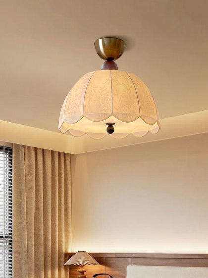 French Mid-Century Style Nanyang Ceiling Lamp, Spring Dawn Bedroom Lamp, American Retro Study Room Living Room Creative Fabric Flower Lamp