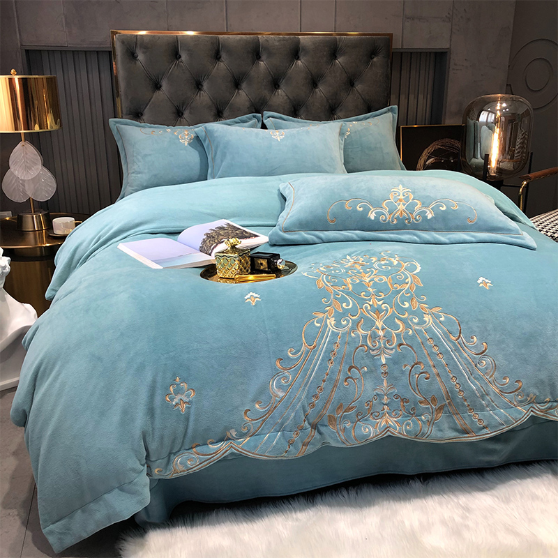Winter padded milk velvet four-piece set of fast warm double-sided coral velvet quilt cover plus velvet sheets flannel bedding