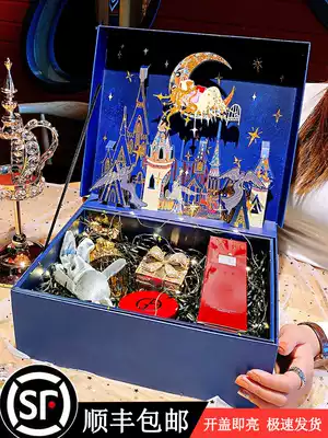 Gift box girl heart gift box girl version ins Wind with hand gift female bridesmaid walk heart gift box packaging box