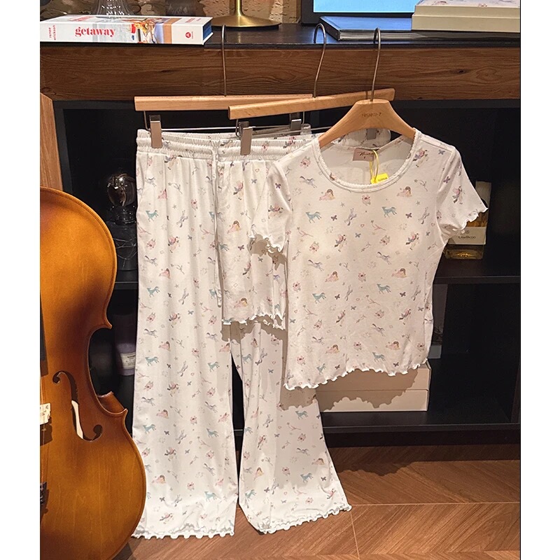2604- 81m Poems/The Dancing Cat in the Circus/Trendy Designer Can Wear Pajamas and Loungewear Outside 2604- 81m Poems/The Dancing Cat in the Circus/Trendy Designer Can Wear Pajamas and Loungewear Outside