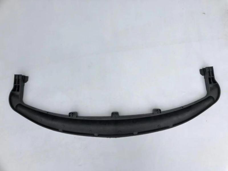 Applicable to old Cruze front bumper lower guard plate water tank lower bracket 09-14 Cruze front bumper guide plate
