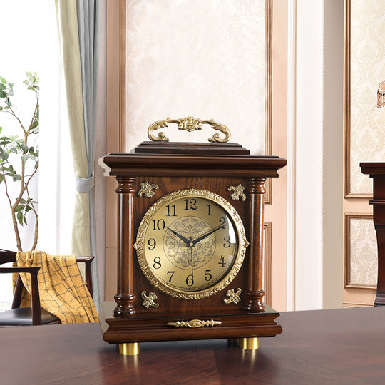 Neue chinesische Retro-Tischuhr, Wohnzimmeruhr, Heimtisch, stille klassische Uhr, Desktop-Tischuhr, dekorative Pendeluhr