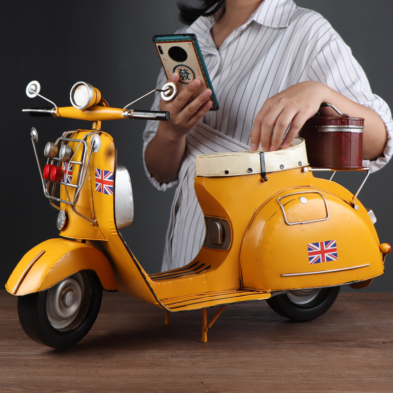 American Comeback Small Sheep Pedal Locomotive Simulation Model Retro Nostalgia Home Decoration Pint Bar Furnishing