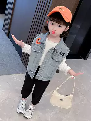 Female child denim vest Spring and Autumn wear 2021 foreign pie baby one year old cute cotton thin vest coat