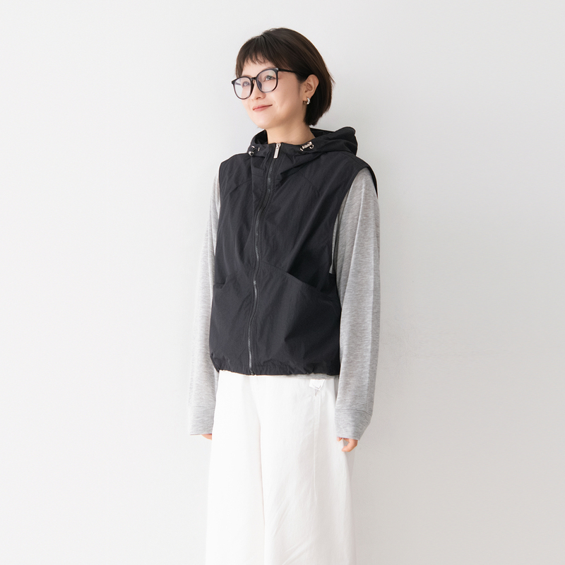 Water-Repellent Sweet Cool Outdoor Functional Style Hooded Sleeveless Vest for Women, Solid Color Versatile Casual Vest Top