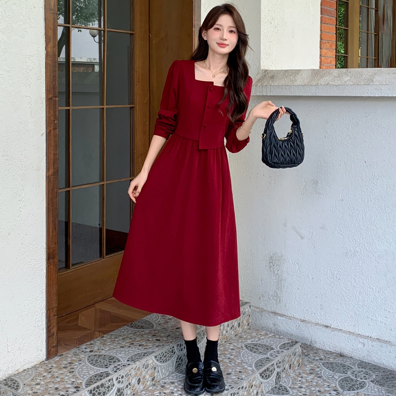Elegant Square-Neck Red Dress for Women 2026 Spring and Autumn New Style Waist-Cinching Slimming Engagement Toast Dress Long Skirt Elegant Square-Neck Red Dress for Women 2026 Spring and Autumn New Style Waist-Cinching Slimming Engagement Toast Dress Long Skirt