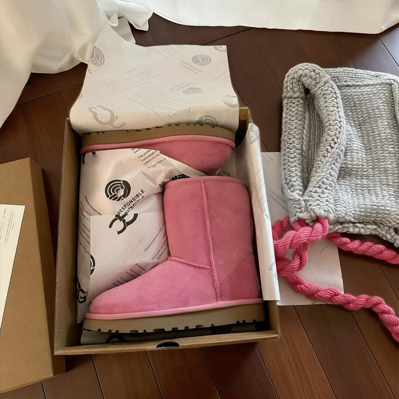 Sangpo Sheepskin and Fur Integrated Pink Snow Boots for Women, 2025 New Model, Winter Thickened Warm Mid-Calf Short Boots, Cotton Shoes Sangpo Sheepskin and Fur Integrated Pink Snow Boots for Women, 2025 New Model, Winter Thickened Warm Mid-Calf Short Boots, Cotton Shoes