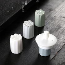 Tea cover tea pot cover tea cover cover bowl creative household small ornaments tea clips Kung Fu tea ceremony accessories cover rack