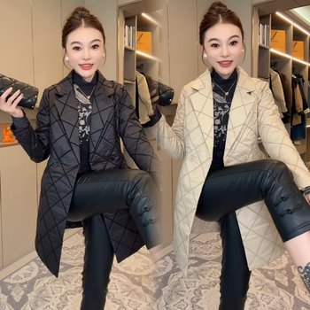 Women's braided embossed plaid lapel padded second-cotton windbreaker jacket Women's braided embossed plaid lapel padded second-cotton windbreaker jacket