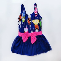 Темно -синий мультипликационный кролик