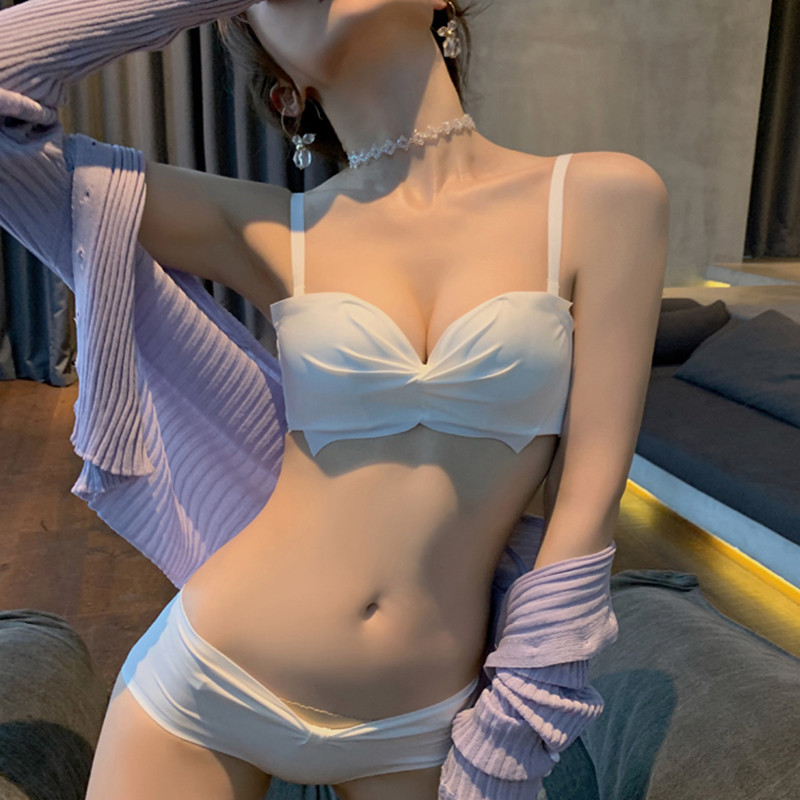 Strapless underwear women's small chest gathered summer thin seamless bra sexy invisible tube top white underwear set