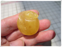 (Happy fairy) Micro miscellaneous tea gold full beeswax apple pendant◆