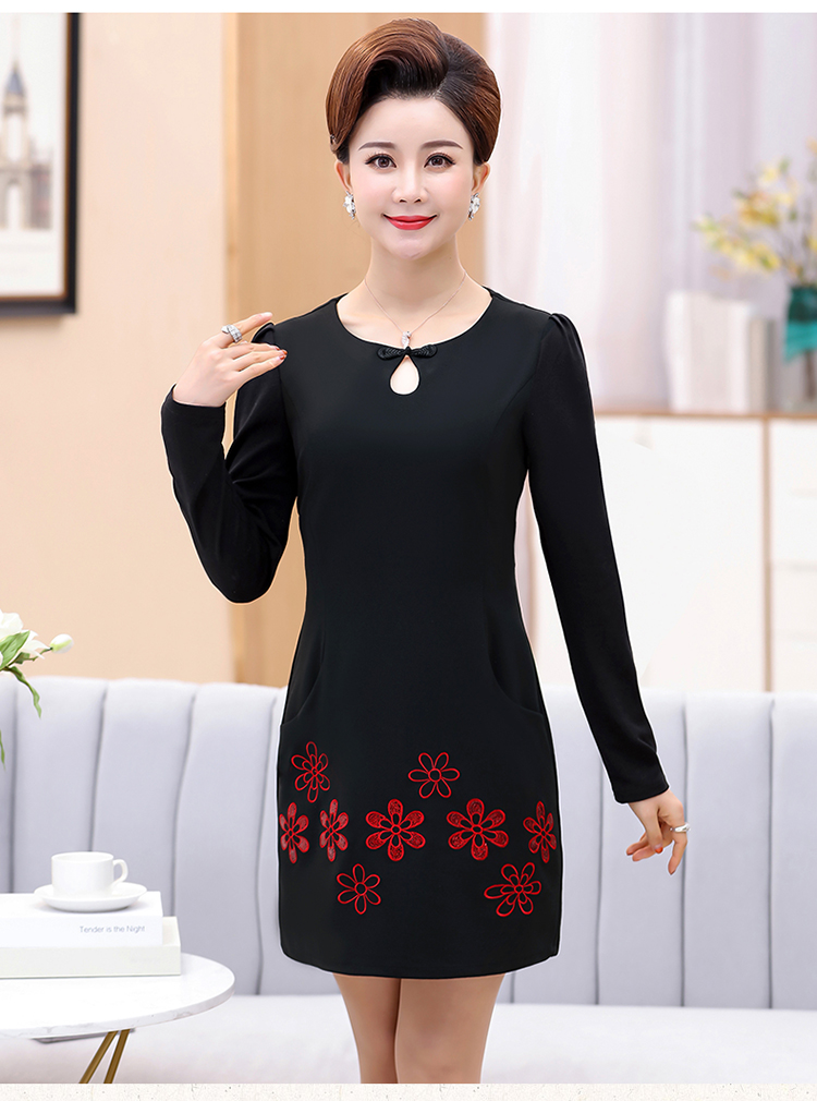 Áo sơ mi nữ trung niên chạm đáy áo sơ mi trung niên mẹ mùa thu và đông mới đoạn dài cộng với size cộng với váy cashmere quần áo nữ trung niên