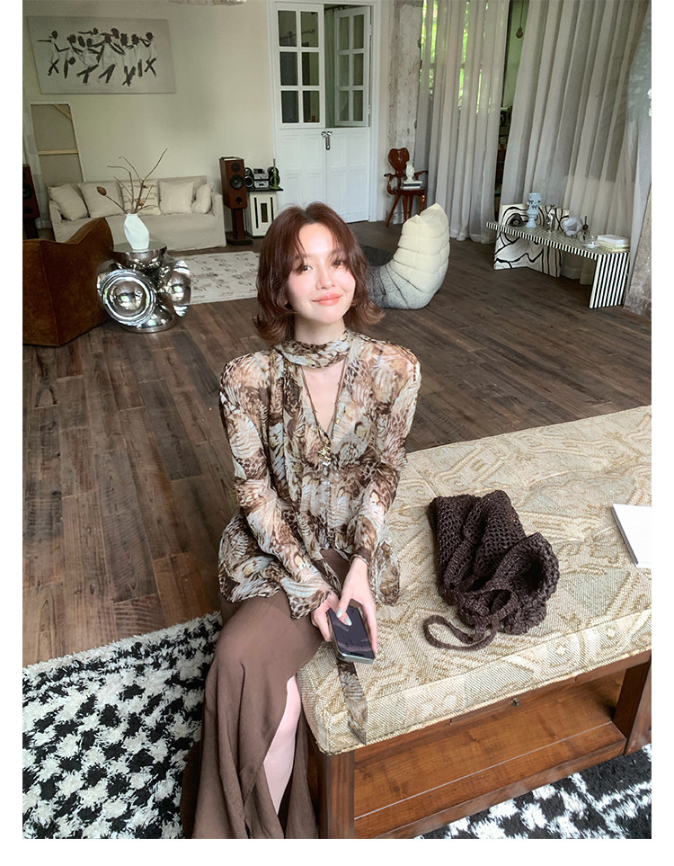 KELIFAN Leopard Print V-Neck Shirt