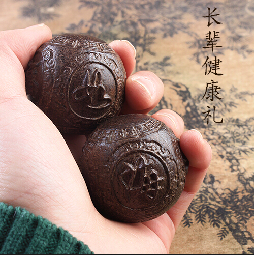 {full taster} solid wood Vietnamese sunken fragrant wood walnut handlebar piece wooden leash lion head gym gym hand turned ball health care ball