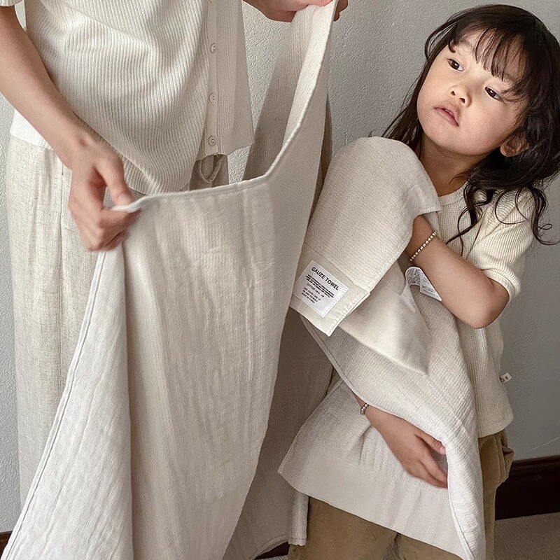 Gauze Bath Towel, White, 100% Cotton, for Bathing, Thin Style for Women, Adult Men, Absorbent, Double-Layer, Lint-Free, Pure Cotton, Large Towel Gauze Bath Towel, White, 100% Cotton, for Bathing, Thin Style for Women, Adult Men, Absorbent, Double-Layer, Lint-Free, Pure Cotton, Large Towel