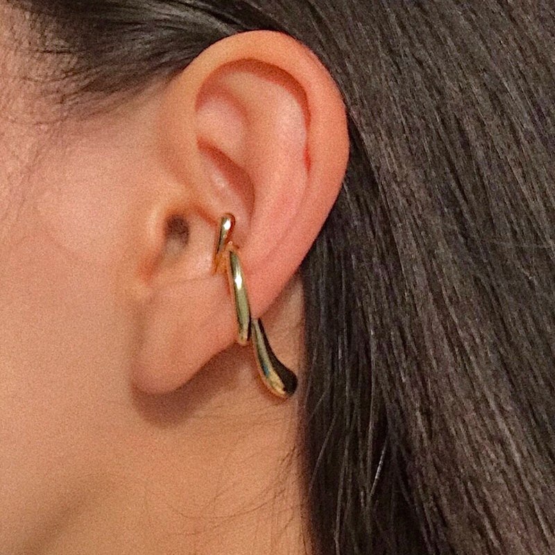 Aunt Bai 114 niche design sense distorted geometric irregular ear bone clip metal all-match no ear hole ear buckle