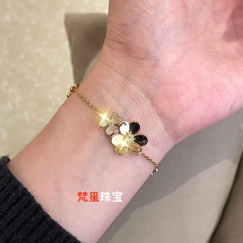 18K Gold Natural Diamond Clover Bracelet Lucky Clover Bracelet Full of Diamonds Firvole Full of Diamonds Clover Platinum