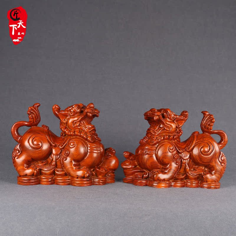 Flowers Pear Solid Wood Engraving the leopard Swaying Pieces A Pair Of Tricks Feng Feng Shui Leu Town Home Residence Residence Decoration Red Wood Craft Gift Hem
