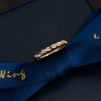 Wing｜Lingering 18k gold diamond twisted ring on the hand looks plain and uncharacteristic as beautiful as ancient Tianle