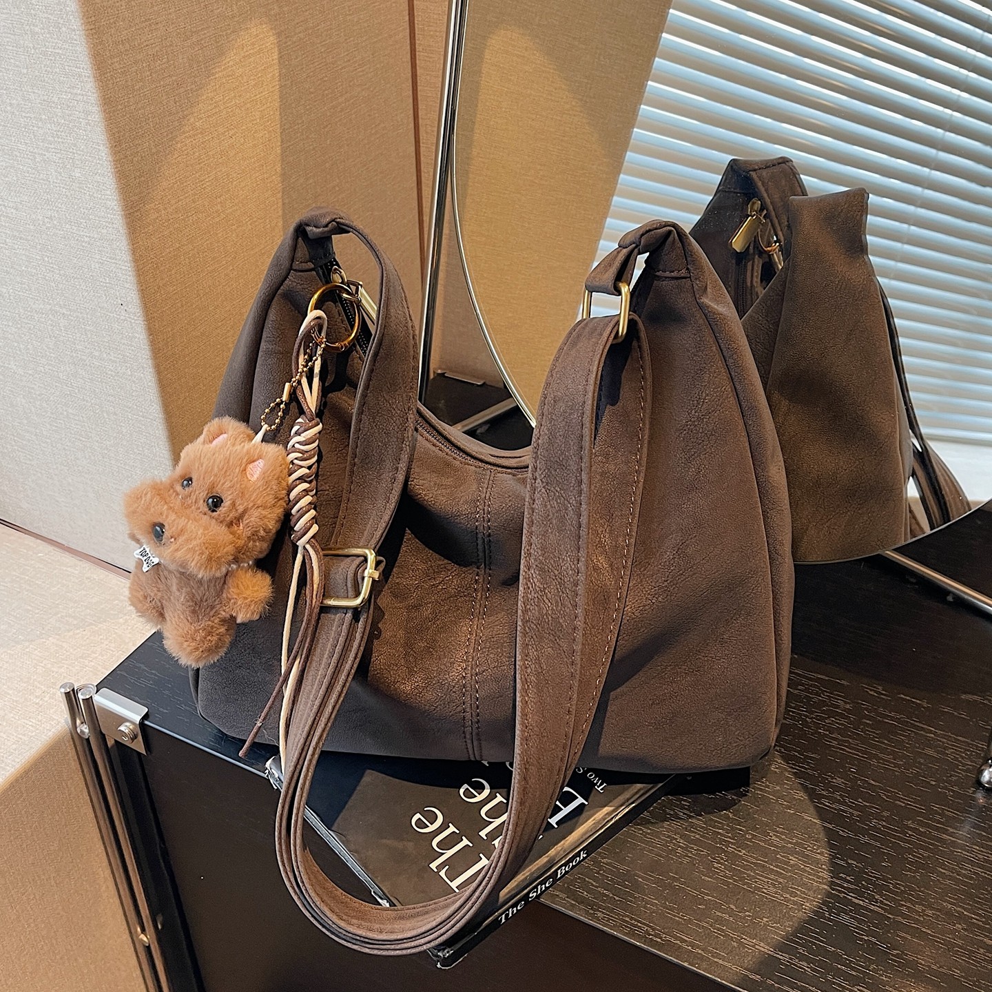 Женская ретро-сумка Maillard, новинка 2025 года, модная сумка-тоут в стиле колледжа, осенне-зимняя повседневная сумка-мессенджер большой емкости