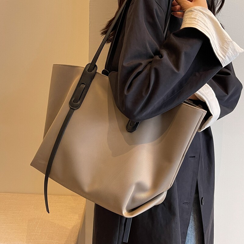 Повседневная женская сумка big bag, новинка 2026 года, модная сумка-тоут из ткани Оксфорд большой емкости на одно плечо, сумка для поездок на работу
