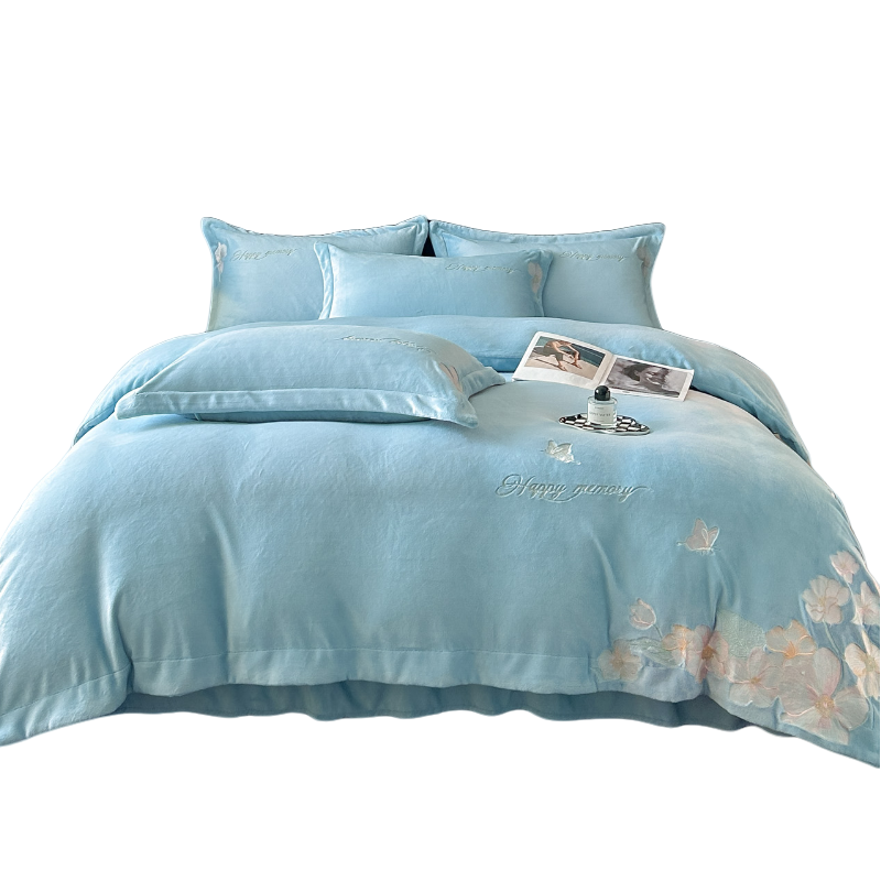 Class a Maternal and Infant-Grade Embroidered Milk Velvet Four-Piece Set with Fleece-Lined Bed Sheet, Duvet Cover, Coral Velvet Bedding, Anti-Static