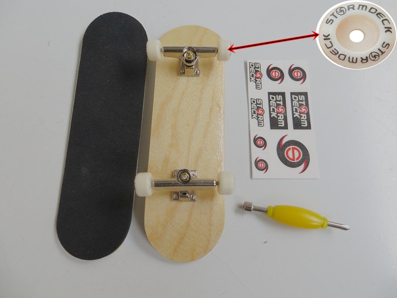 Finger skateboard Professional finger skateboard 5-layer maple fingertip metal bracket long bridge personality graffiti finger skateboard