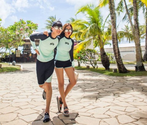 2019 cặp đôi tay áo dài quần áo chống nắng lướt sóng tuần trăng mật spa áo tắm Aoni 2137 + 2138 - Vài đồ bơi đồ đôi trắng đi biển	