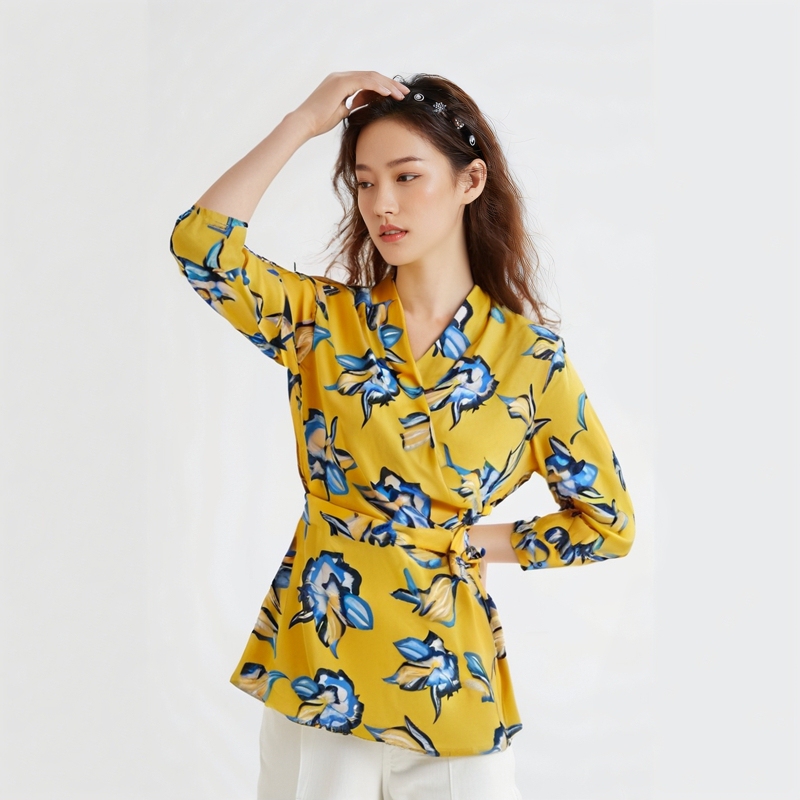 24 Autumn Silk Cotton Knitted Silk Cotton Blended Lace-Up Long-Sleeved Wrap Top One-Piece Cardigan V Neck Fashion Cardigan