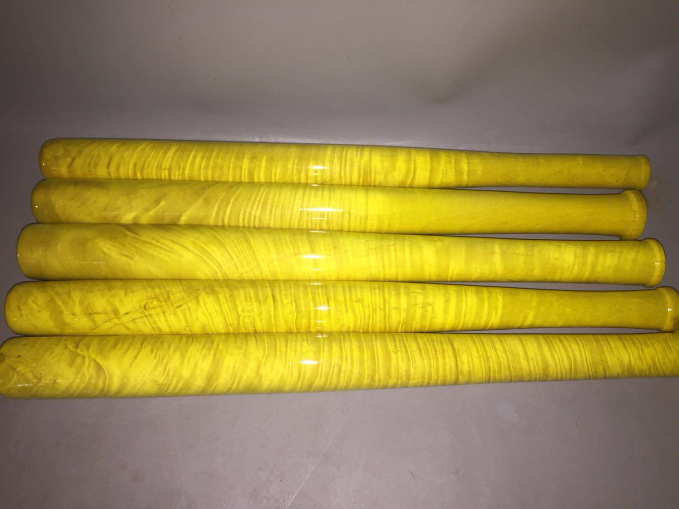 Wooden baseball bat baseball bat pure solid wood household solid locust wood hardwood baseball bat gold camphor gold silk nanmu