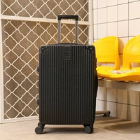 Атмосферные черные ретро-углы