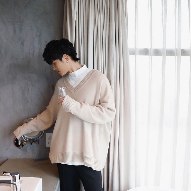 Áo len nam lười gió chic chic áo len cổ chữ v phiên bản nam Hàn Quốc của áo len bé trai mùa thu in áo thun quần áo ngủ nam