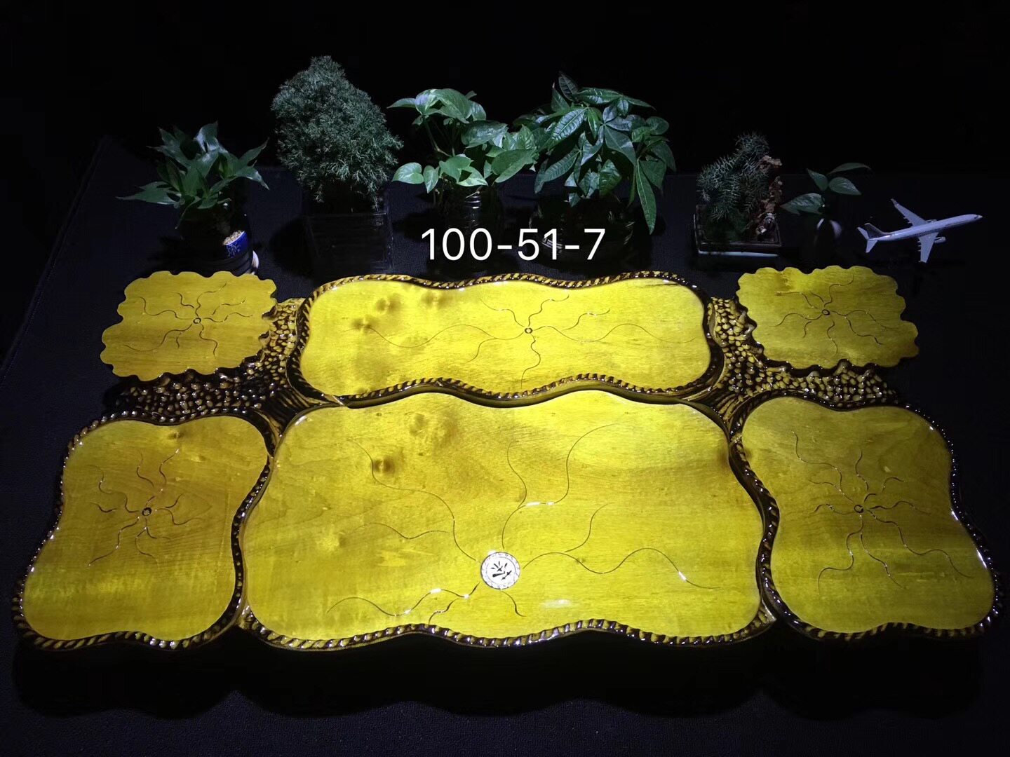 Whole piece of solid wood root carving Golden camphor flower tree tumor Golden Nuna Wood tea tray tea table tea set home Tea Sea 122914