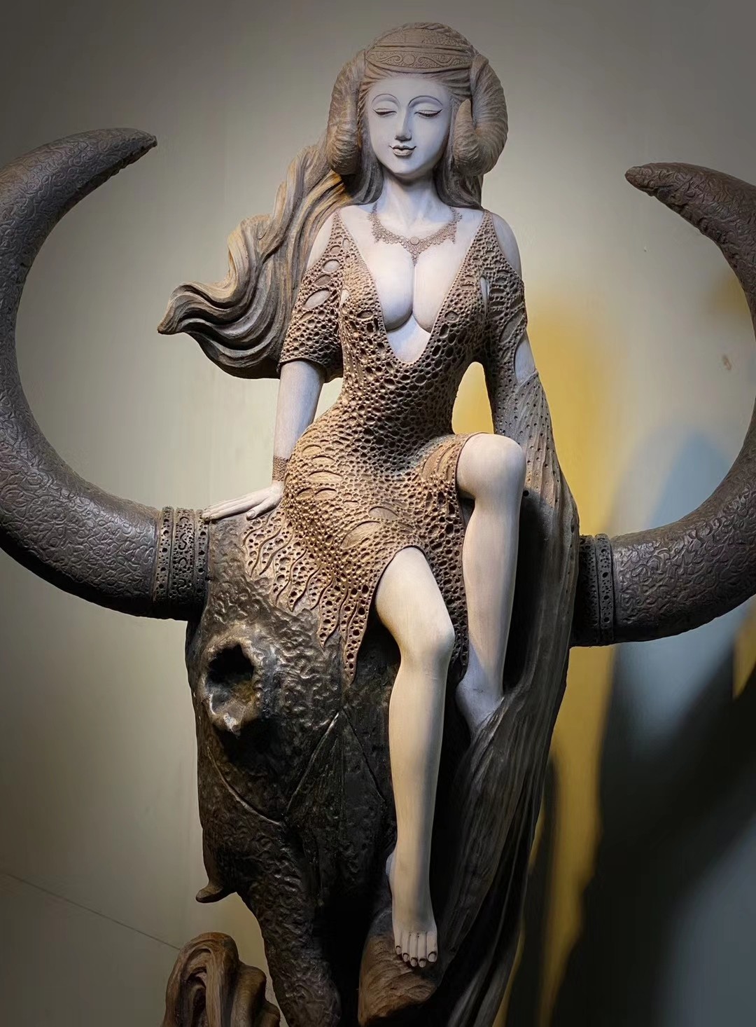 Taihang Cliff Avalokitesvara Ornament Ancient Sunken Wood Beauty Wood Carving Solid Wood Log Root Carving Wood Carving 611