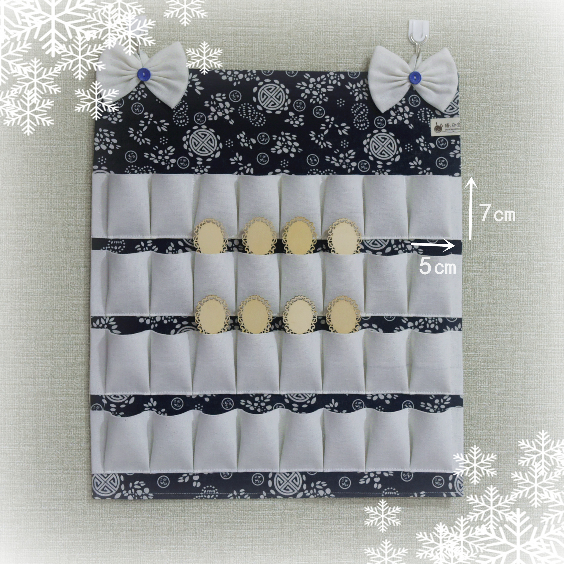 Kindergarten's new impression is inserted into the area card bag morning inspection bag area corner bag Chinese style blue and white porcelain series storage bag