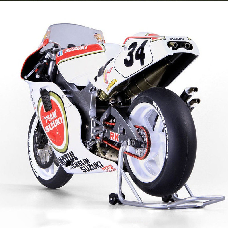 3G模型 BEEMAX BX13001 铃木 RGV 500 '93 WORLD CHAMPION 摩托车测评：游戏圈的隐藏大佬！_火车_淘宝游戏网
