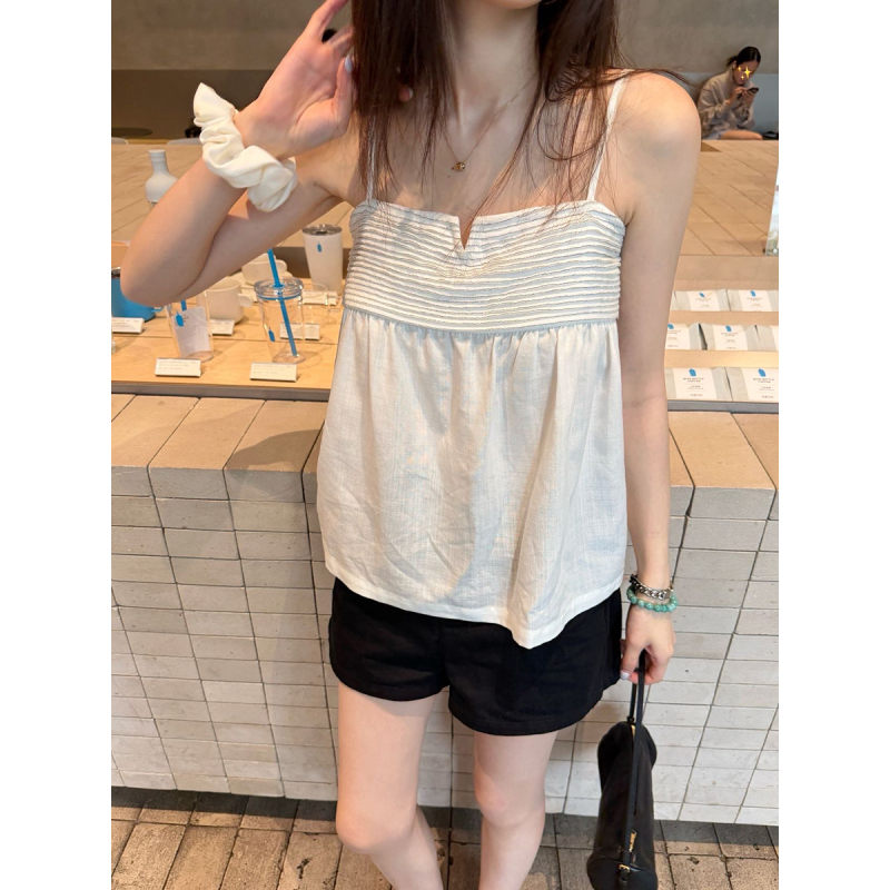 Oker Genuine 2026 New Korean-Style Design Camisole for Women, Light Luxury High-End Outerwear Top Oker Genuine 2026 New Korean-Style Design Camisole for Women, Light Luxury High-End Outerwear Top