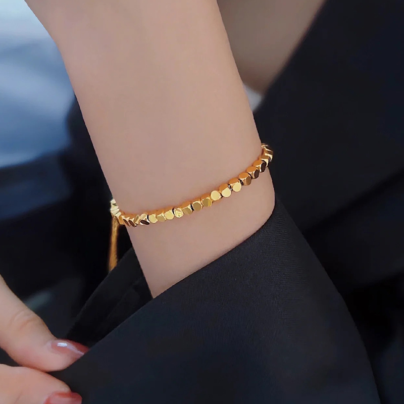 Wash Your Hands Without Removing It! Super Shiny, Light Luxury Small Square Bracelet That Brings Wealth from All Directions, Women's Titanium Steel Gold Vintage Style Versatile