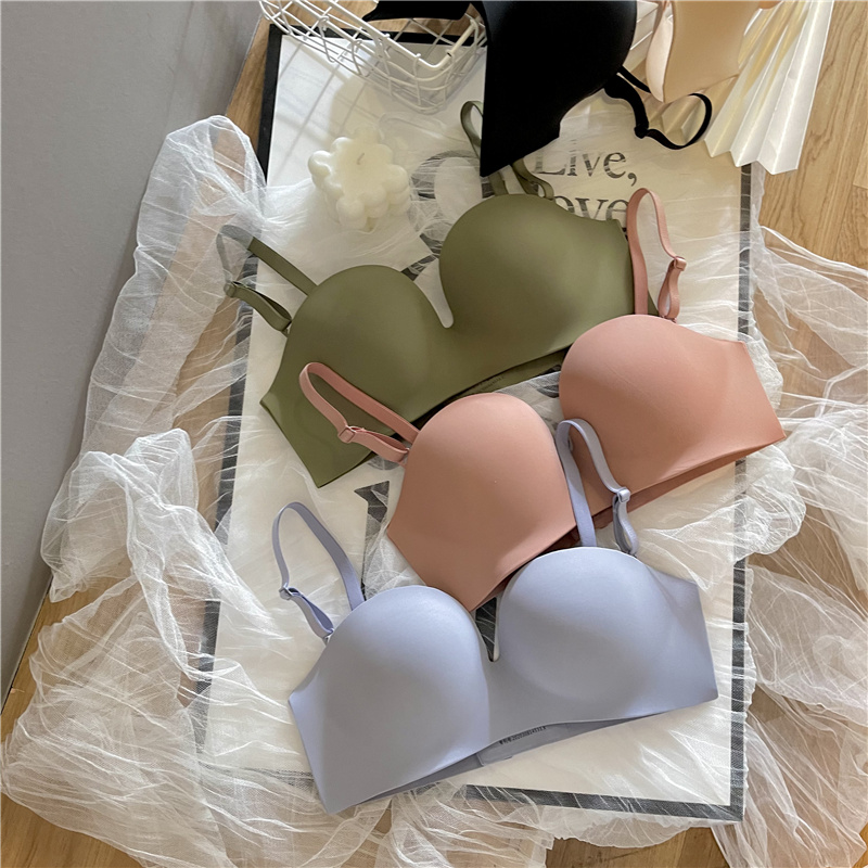 Japanese baby cotton seamless underwear women's small breasts gather on the top without steel rings on the thin bottom thick collection pair of opalescent bras